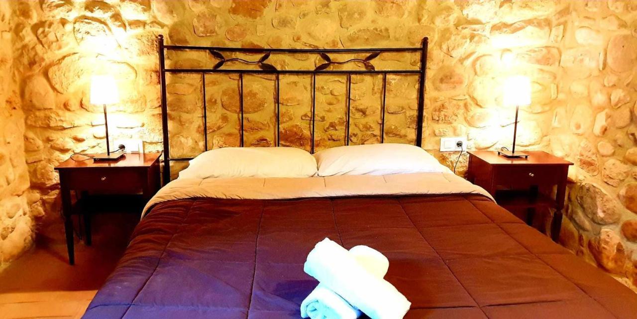 Masia Para Grupos Con Piscina Privada28 Pax Cabanelles Kültér fotó