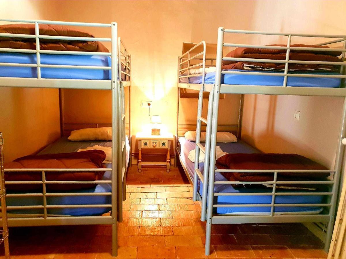 Masia Para Grupos Con Piscina Privada28 Pax Cabanelles Kültér fotó